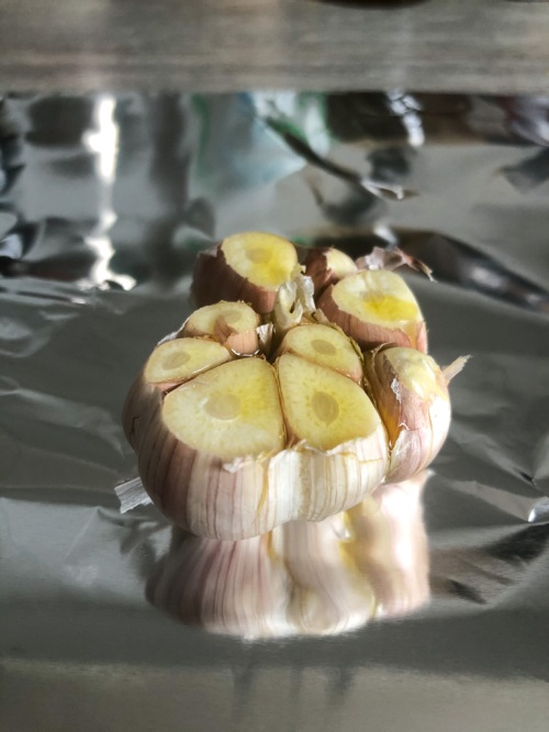 Vegan Roasted Garlic Mashed Cauliflower